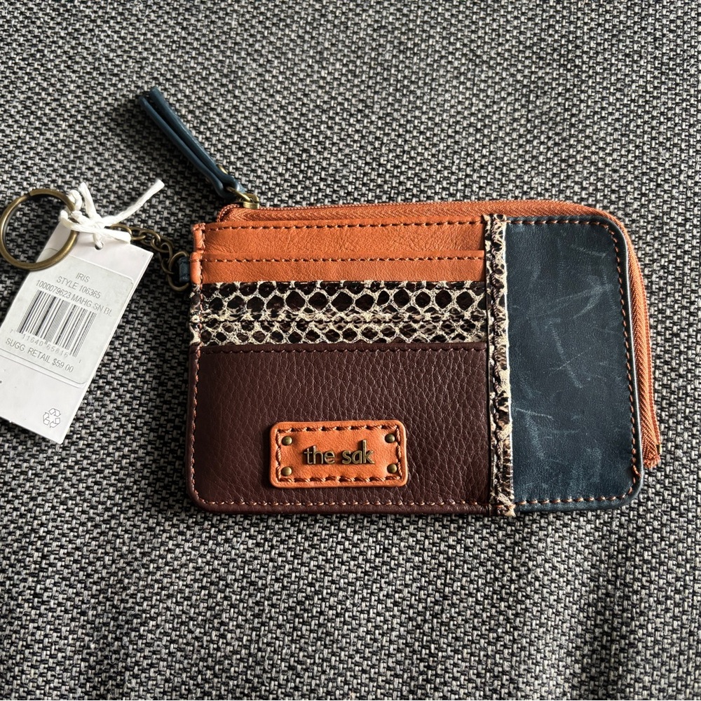 The Sak Tan Navy and Brown Leather Card Holder